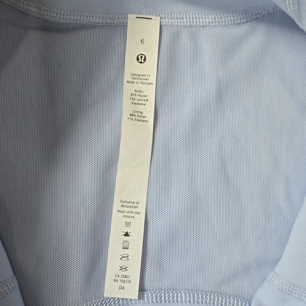 Lululemon Define Jacket. Light blue. size 6 - Picture 7 of 11